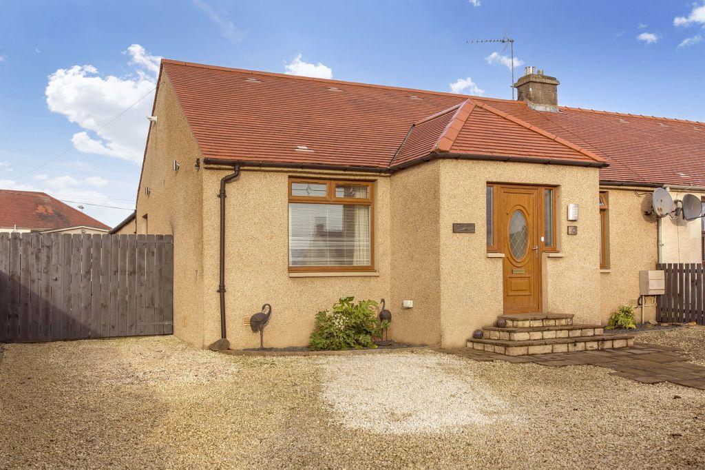 16 Summerfield Road, Dunbar, EH42 1DS 3 bed semidetached bungalow £