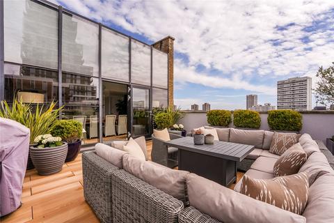 3 bedroom penthouse for sale, Candlemakers Apartments, 112 York Road, London, SW11