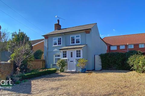 Barnfield Cottage Barnfield, Manningtree, CO11 2AD