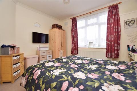 1 Prince Albert Square, Redhill, RH1 5AN
