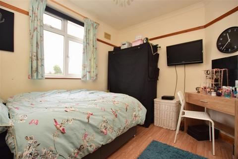 1 Prince Albert Square, Redhill, RH1 5AN