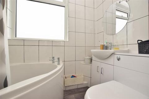 1 Prince Albert Square, Redhill, RH1 5AN