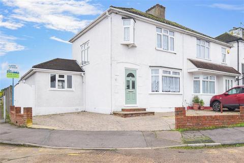 1 Prince Albert Square, Redhill, RH1 5AN