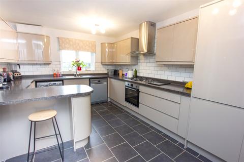 9 Cedar Drive, Witney, OX28 1EJ