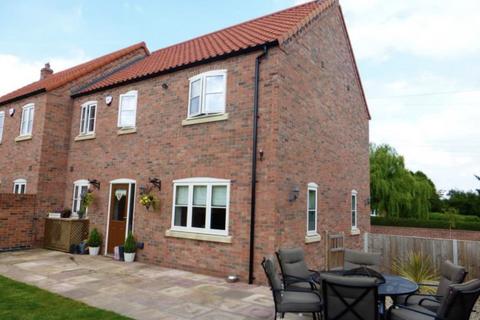 3 bedroom semi-detached house to rent, Chestnut Court, Tuxford NG23