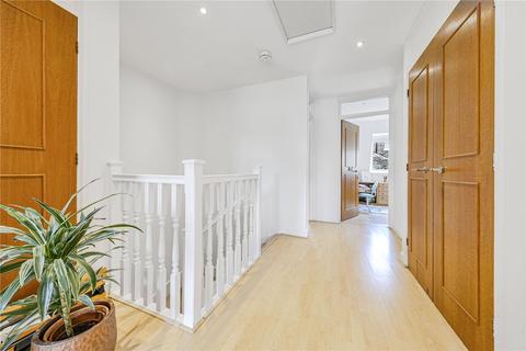 4 bedroom duplex to rent, Spencer Walk, Hampstead, London, NW3