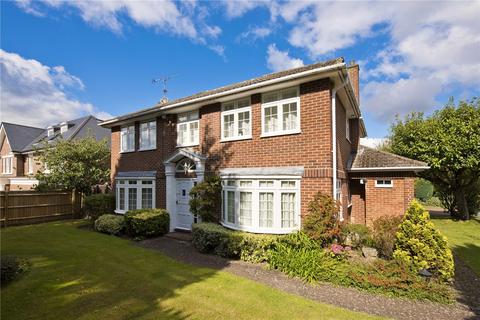 4 bedroom detached house to rent, The Knoll, Cobham, Surrey, KT11