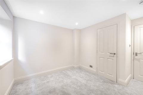 3 bedroom apartment to rent, Cleve Road, London, NW6