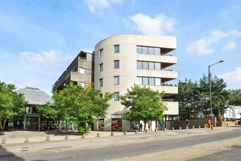 1 bedroom apartment to rent, Hillside, London, NW10