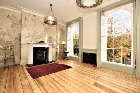 445 Mile End Road, London, E3 4PA