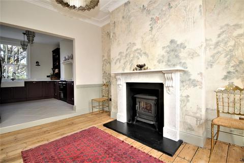445 Mile End Road, London, E3 4PA