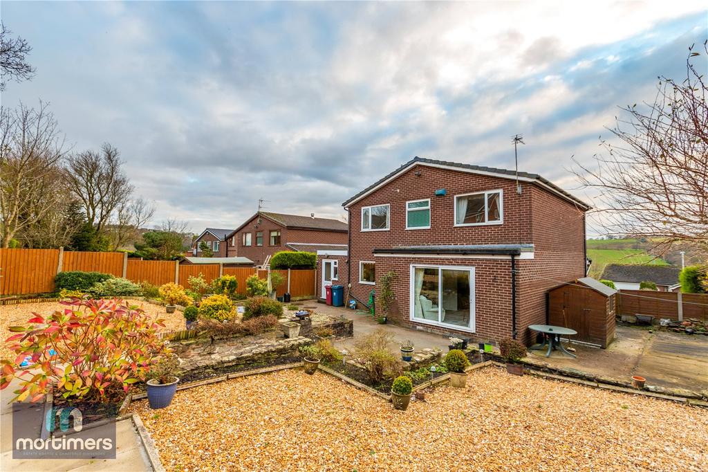 Knowsley Road West, Clayton Le Dale... 4 bed detached house £300,000