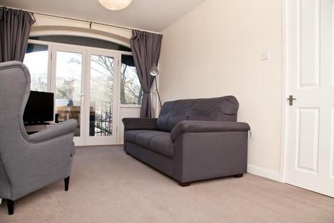 2 bedroom flat to rent, Canongate, Old Town, Edinburgh, EH8