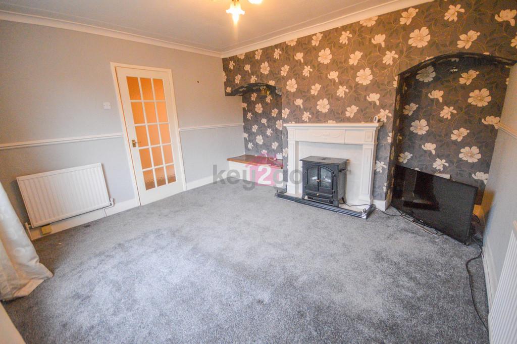 Thornbridge Rise, Birley, Sheffield 3 bed semidetached house £120,000