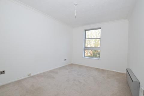 60 Marlowe Gardens, London, SE9 1AD