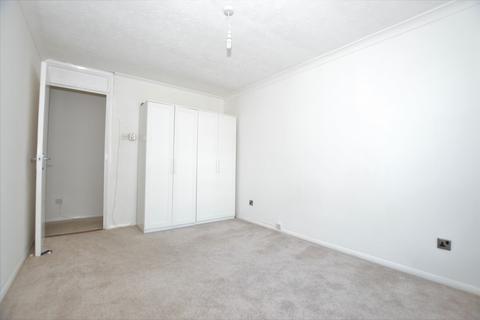 60 Marlowe Gardens, London, SE9 1AD