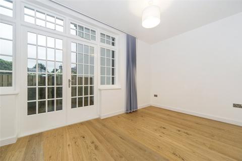 1 bedroom flat to rent, High Street, Feltham, Middlesex