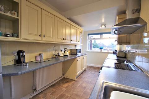 33 Stafford Road, Uttoxeter, ST14 8DW