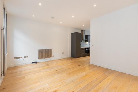 1 bedroom apartment to rent, Berwick Street, Soho W1