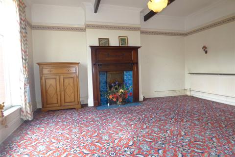 4 Oldham Road, Uppermill, Oldham, OL3 6HY