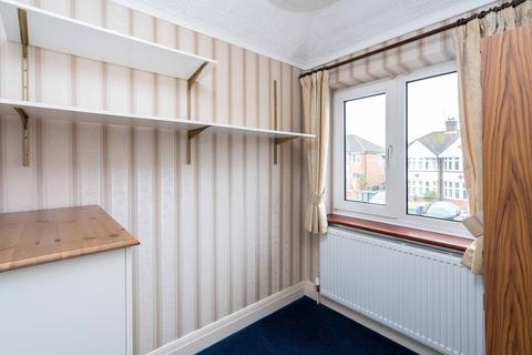 30 Parkway, Dorking, RH4 1EU