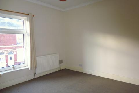 2 bedroom terraced house to rent, Cunliffe Street, Edgeley