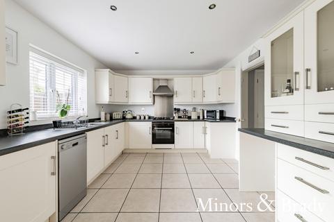 8 Fairways, Hellesdon, Norwich, NR6 5PN