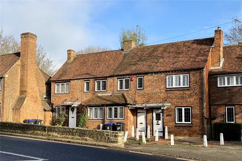 3, Hillside Cottages Beaconsfield Road, Farnham Royal, Slough, SL2 3DE