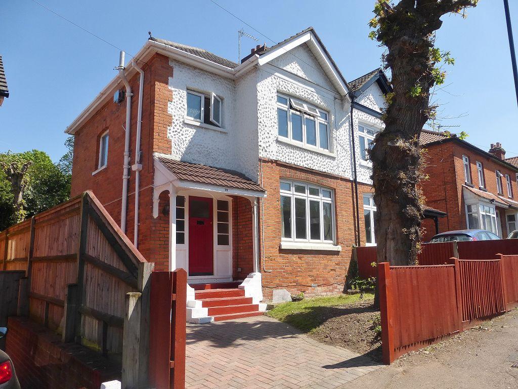 Dale Road, Southampton 3 bed semidetached house £1,075 pcm (£248 pw)
