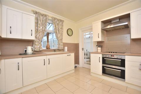 24 Broadway, Leeds, LS15 0LX