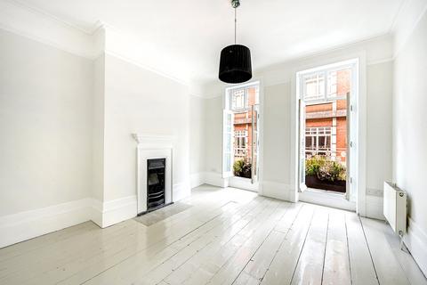 2 bedroom apartment to rent, Beak Street, Soho, W1F