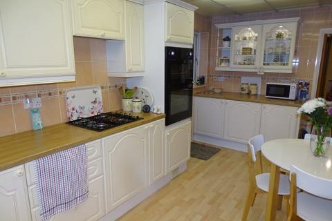4 Ash Grove, Feltham, TW14 8AR