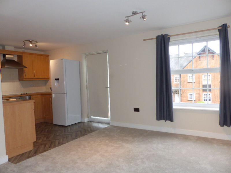 Lounge/Kitchen
