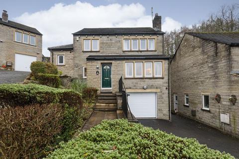 28 School Close, Sowerby Bridge, HX6 4HP
