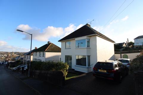 13 Higher Redannick, Truro, TR1 2DH