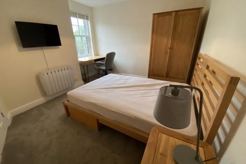 4 bedroom townhouse to rent, 4b Upper Grove Street, Leamington Spa