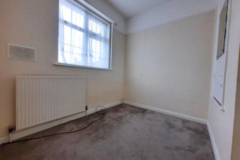 4 Benedict Drive, Feltham, TW14 8JL