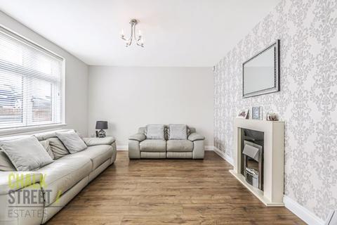 47 Chippenham Road, Romford, RM3 8HJ