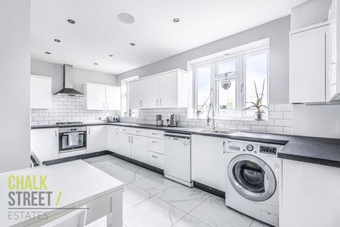 47 Chippenham Road, Romford, RM3 8HJ
