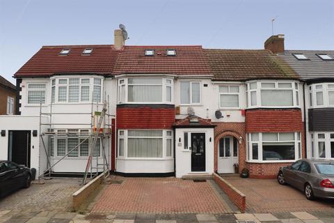 81 Rayleigh Road, London, N13 5QW
