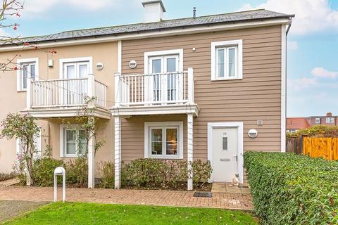 35 Heatherlea Grove, Worcester Park, KT4 8GB