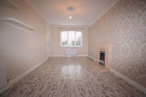 3 bedroom detached house to rent, Summercroft Close, Golborne
