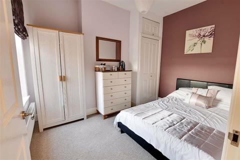 17 Shrubbery Road, Worcester, WR1 1QR