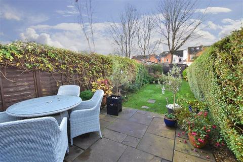17 Shrubbery Road, Worcester, WR1 1QR
