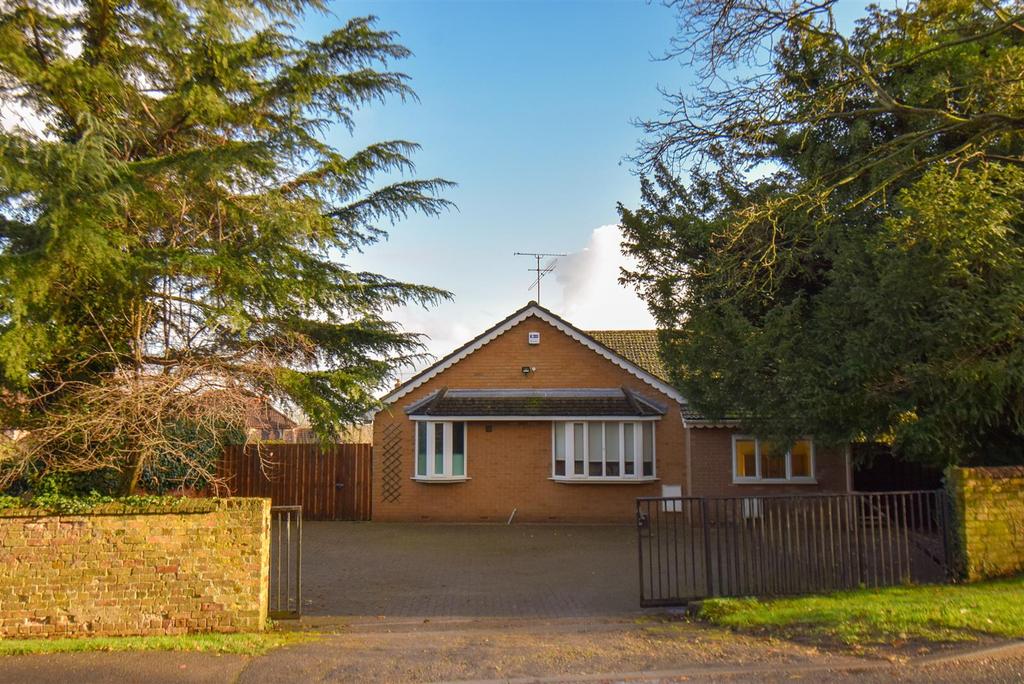 Jenny Brough Lane, Hessle Detached bungalow £295,000