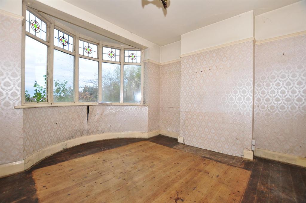 Siviters Lane, Rowley Regis 3 bed detached house £220,000