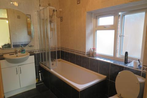 143 Burns Avenue, Feltham, TW14 9HZ