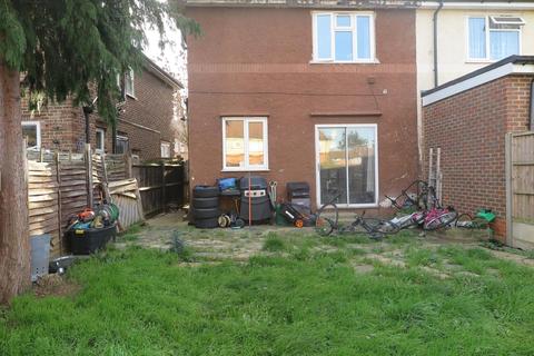 143 Burns Avenue, Feltham, TW14 9HZ