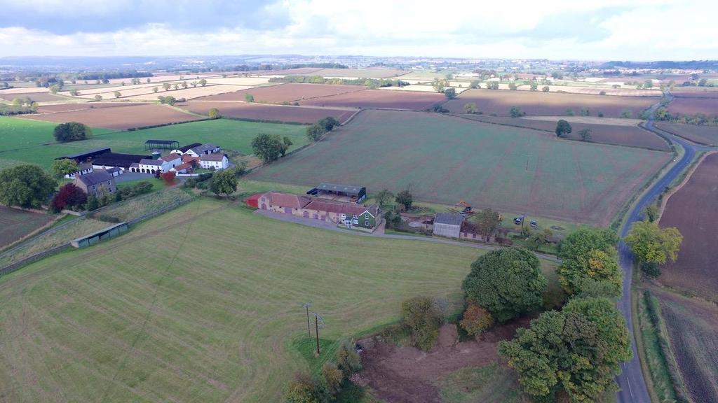 Hollin Hall East, Gainford, Darlington 3 bed barn conversion £318,400