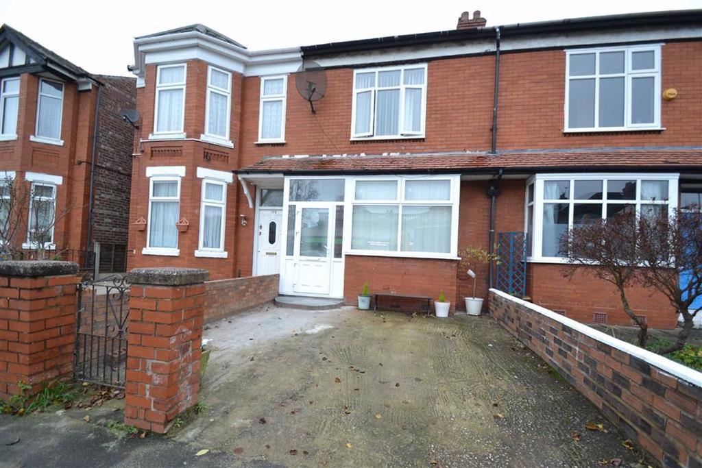 Ayres Road, Old Trafford 3 bed terraced house £284,950